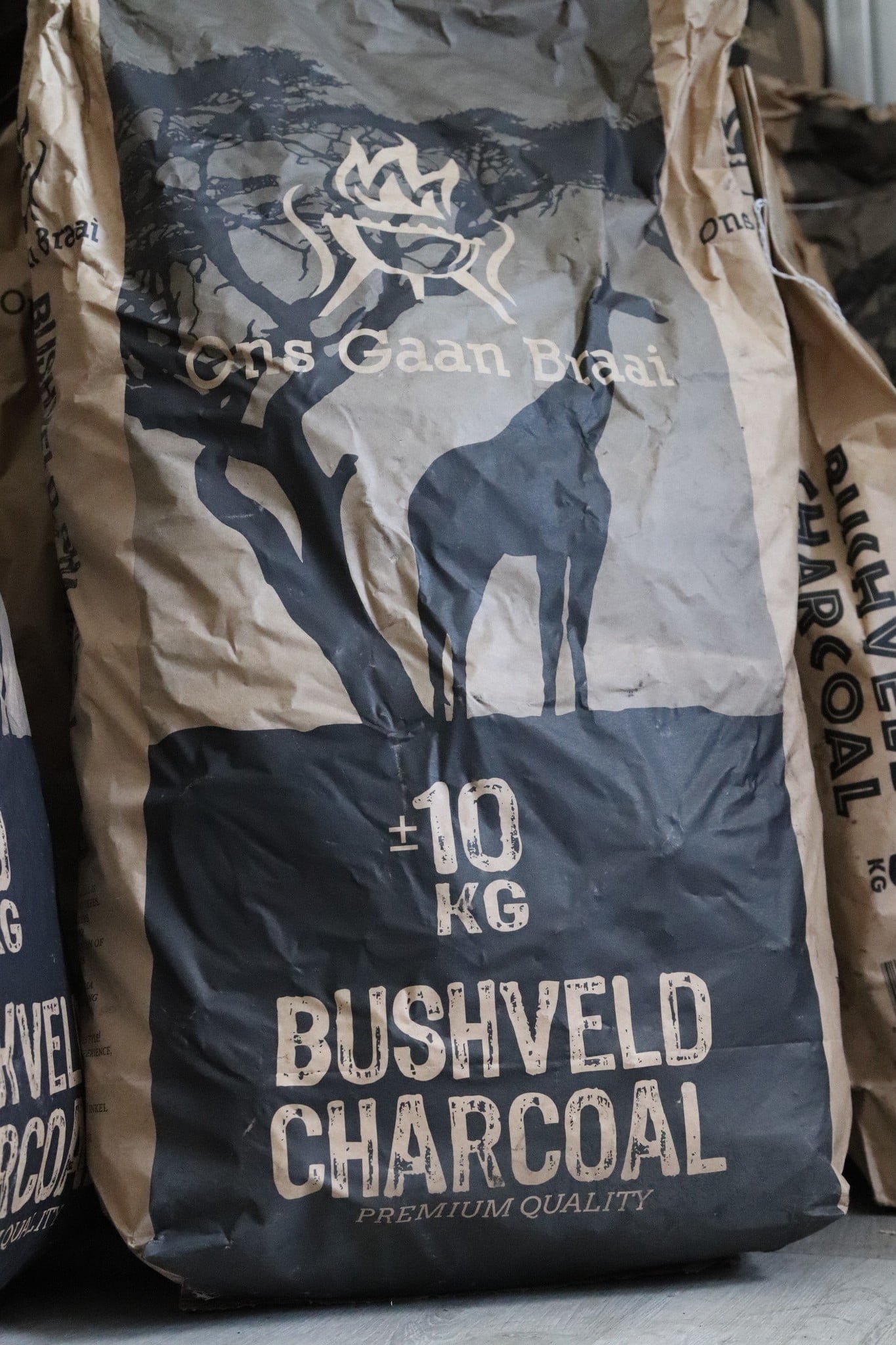 Bushveld charcoal 10 kg Bushveld charcoal 10 kg